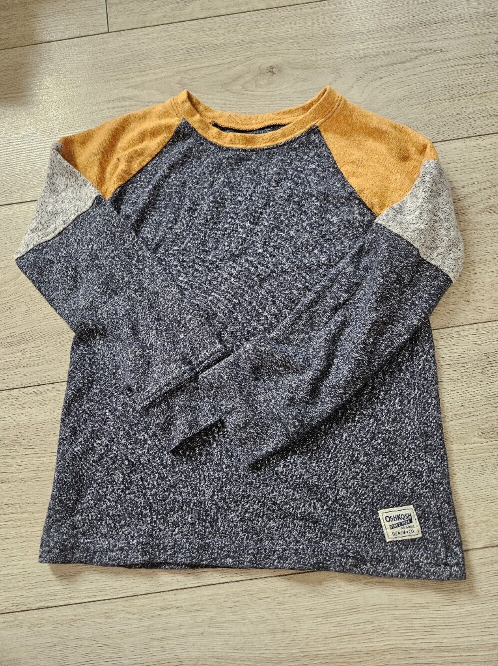 OshKosh B'gosh Boys Size 7 Colorblock Long Sleeve Sweater Shirt Blue Yellow Grey